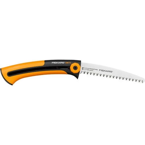 Fiskars Scie à élaguer Pour Bois Vert, Lame Rétractable, Grandes Dents, Coupe Tirante, Longueur De Lame: 16 Cm, Lame En Acier Inoxydable, Noir/Orange, Xtract, SW73, 1000613 1 Fiskars Scie à élaguer Pour Bois Vert, Lame Rétractable, Grandes Dents, Coupe Tirante, Longueur De Lame: 16 Cm, Lame En Acier Inoxydable, Noir/Orange, Xtract, SW73, 1000613