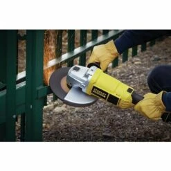 Stanley FME841 Meuleuse D'angle à 2 Mains Découpeuse 2.200 W - Ø 230 Mm 6 Stanley FME841 Meuleuse D'angle à 2 Mains Découpeuse 2.200 W - Ø 230 Mm -Outil de découpe Soldes 32343578 3