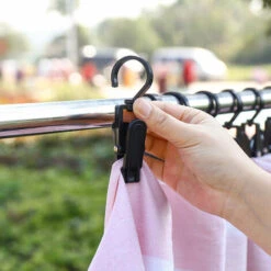 Lot DE 20 Attaches Accessoires à Crochet Triomphe- Cintres En Plastique Avec Pince Et Encoches Crochets Rotatifs Clips Pour Chaussures/Bottes Noir -Outil de découpe Soldes 54476715 3